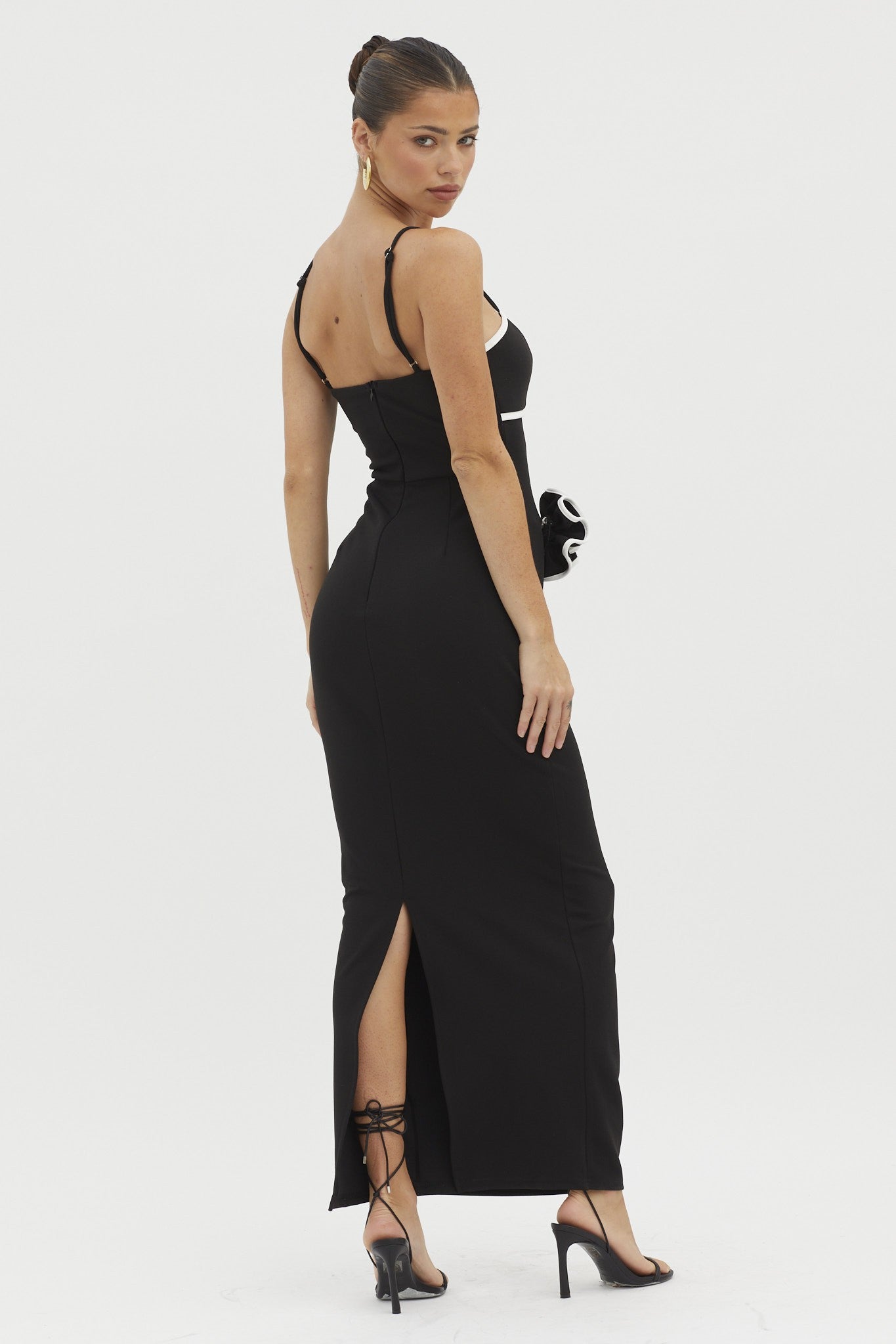 BLACK FLOWER MIDI DRESS