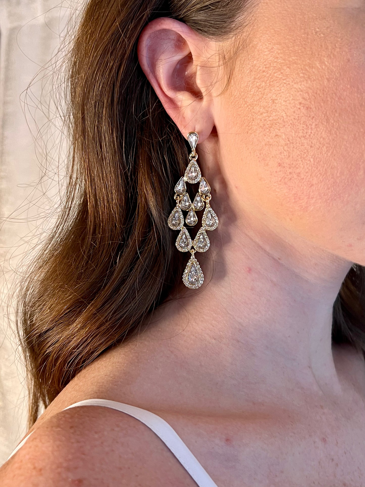 TEARDROP RHINESTONE EARRINGS