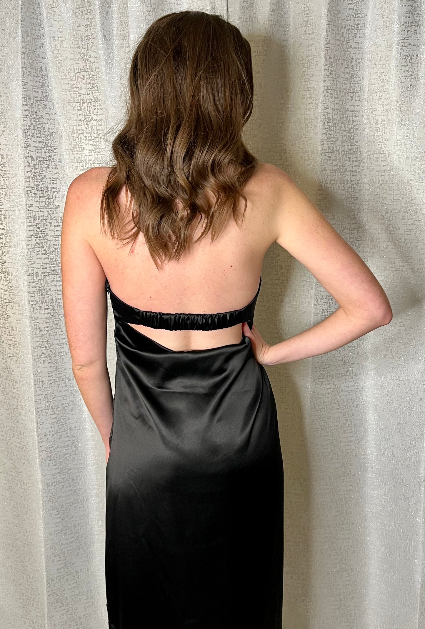 SATIN MAXI DRESS IN BLACK