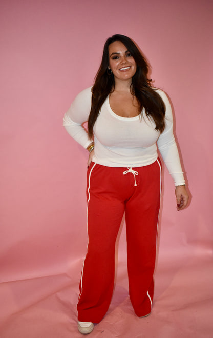 RED SWEATPANTS