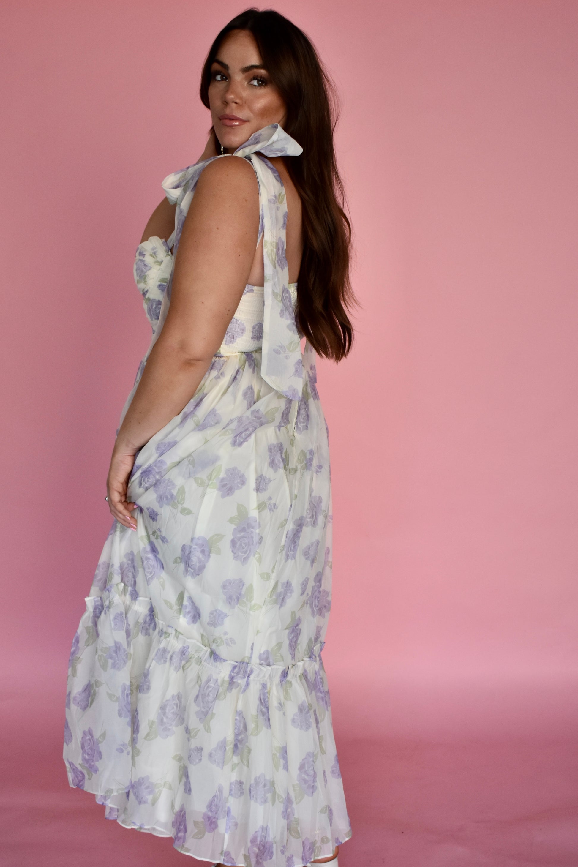 LAVENDER FLORAL MIDI DRESS – Ada Gray Boutique LAVENDER FLORAL MIDI DRESS – Ada Gray Boutique